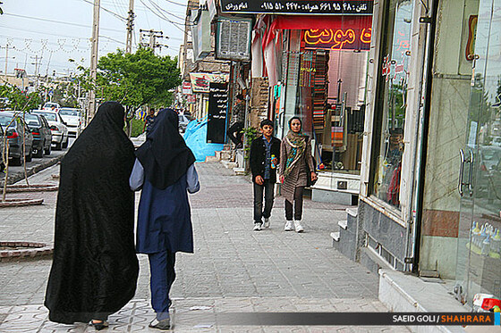 دستم بگرفت و پا به پا برد
