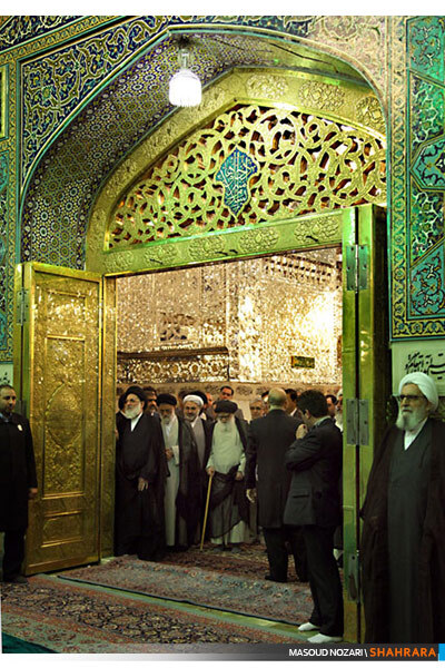 غبارروبی مضجع منور رضوی