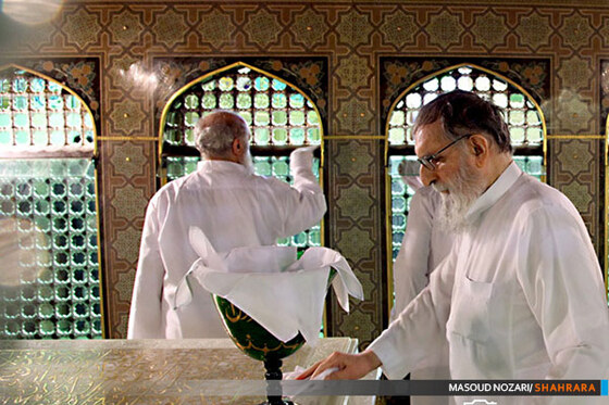 غبارروبی مضجع منور رضوی