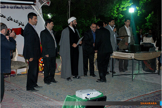 تجلیل از خادمان محله نوده در منطقه دو