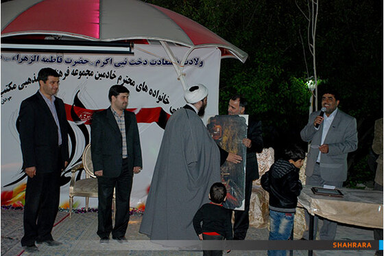تجلیل از خادمان محله نوده در منطقه دو