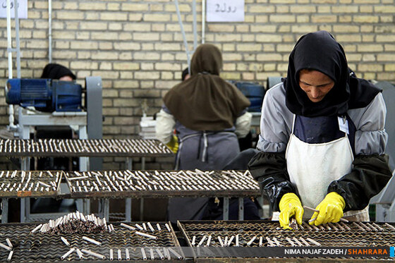 کارخانه تولید مداد