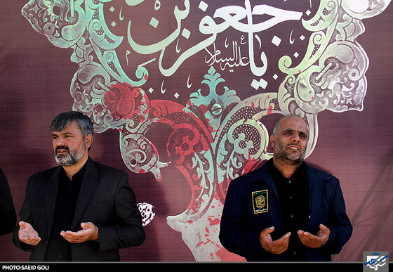 تشرف عزادارن مکتب جعفری به حرم منور رضوی 