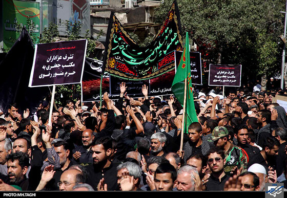 تشرف عزادارن مکتب جعفری به حرم منور رضوی 