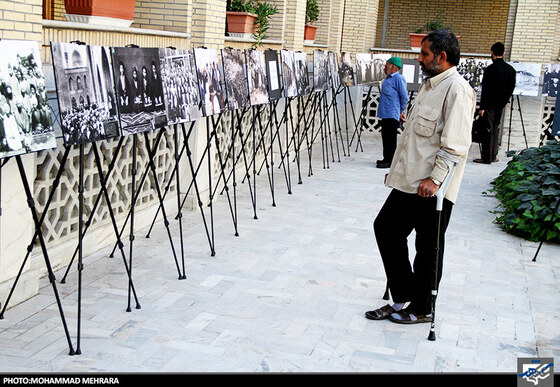نمایشگاه عکس علمای معاصر در مدرسه نواب