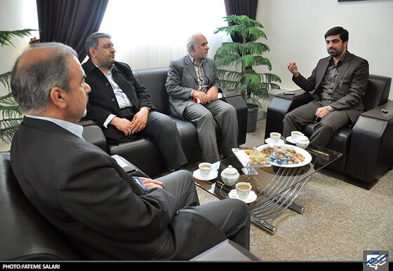 دیدار مدیرمسئول روزنامه شهرآرا با سردار نجاتی مدیرکل بنیاد حفظ و نشر آثار و ارزش های دفاع مقدس خراسان رضوی 