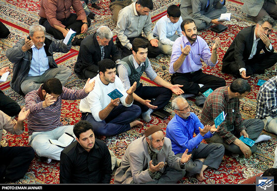 مراسم دعای عرفه در مسجد الرسول