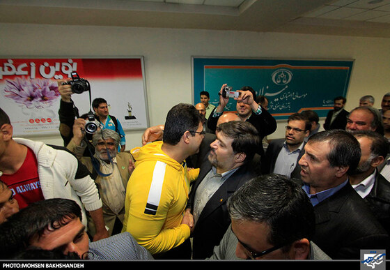 استقبال قهرمان کشتی پهلوانی جهان