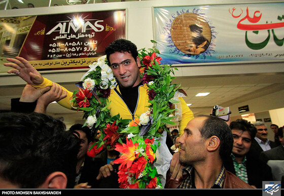 استقبال قهرمان کشتی پهلوانی جهان