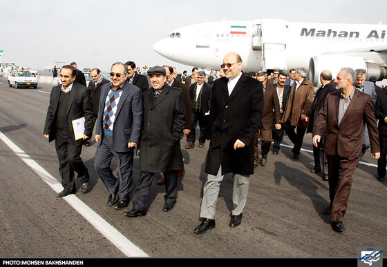 بازدید وزیر راه و شهرسازی از فرودگاه بین المللی شهید هاشمی نژاد