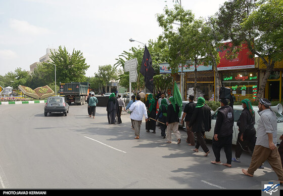 کاروان زائران پیاده عراقی