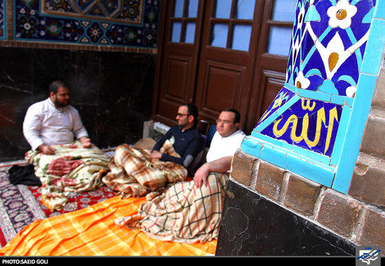 مراسم معنوی اعتکاف در حرم مطهر
