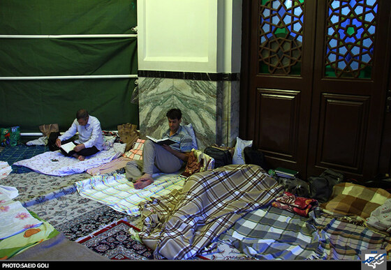 مراسم معنوی اعتکاف در حرم مطهر