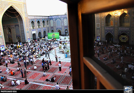 مراسم معنوی اعتکاف در حرم مطهر