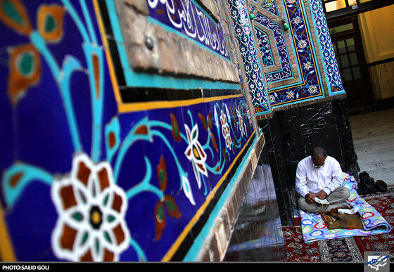 مراسم معنوی اعتکاف در حرم مطهر