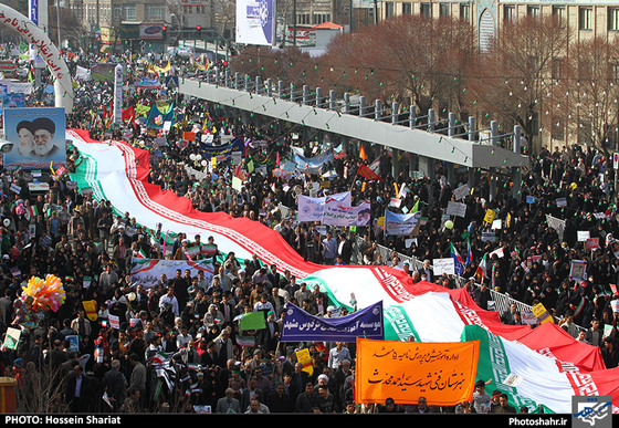 راهپیمایی یوم الله 22 بهمن در مشهد مقدس - 2