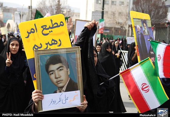 راهپیمایی یوم الله 22 بهمن در مشهد مقدس - 2
