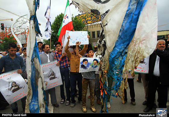 گزارش تصویری | راهپیمایی اعلام همبستگی ملت ایران با مردم مظلوم یمن در مشهد | عکس : سعید گلی 