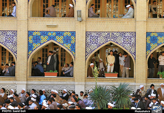 گزارش تصویری | تجمع علما و طلاب حوزه های علمیه مشهد در اعتراض به حکم اعدام شیخ نمر | عکاس : سعید گلی