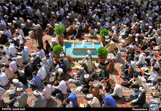گزارش تصویری | تجمع علما و طلاب حوزه های علمیه مشهد در اعتراض به حکم اعدام شیخ نمر | عکاس : سعید گلی