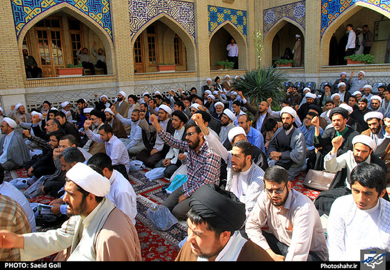 گزارش تصویری | تجمع علما و طلاب حوزه های علمیه مشهد در اعتراض به حکم اعدام شیخ نمر | عکاس : سعید گلی