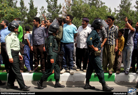 گزراش تصویری | طرح گرداندن اراذل و اوباش خطرناک در خیابان های مشهد مقدس |  عکس : محمد حسن صلواتی | شهرآرا