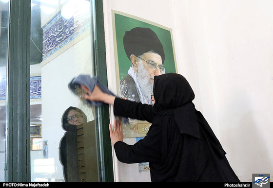 گزارش تصویری | آیین غبارروبی مساجد در استقبال از ماه مبارک رمضان در مشهد | عکس : نیما نجف زاده | شهرآرا