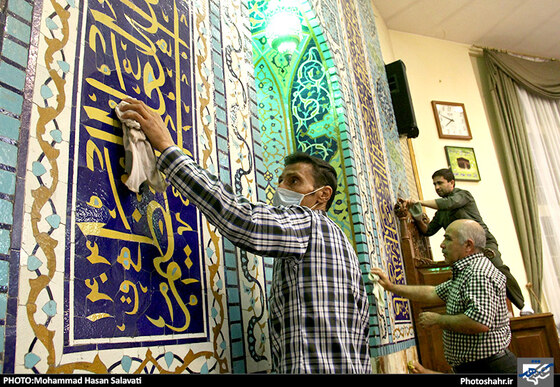 گزارش تصویری | آیین غبارروبی مساجد در استقبال از ماه مبارک رمضان در مشهد | عکس : محمد حسن صلواتی| شهرآرا