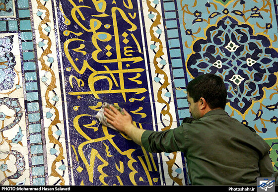 گزارش تصویری | آیین غبارروبی مساجد در استقبال از ماه مبارک رمضان در مشهد | عکس : محمد حسن صلواتی| شهرآرا