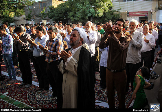 گزارش تصویری| نماز عید فطر در خیابان های شهر مشهد | عکس:محمد حسن صلواتی /شهرآرا