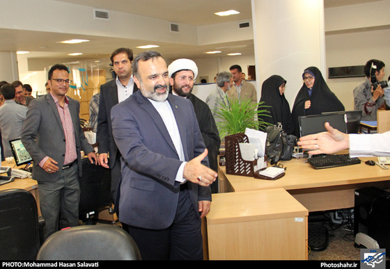 گزارش تصویری | بازدید استاندار خراسان رضوی از روزنامه شهرآرا |عکس: محمد حسن صلواتی / شهرآرا