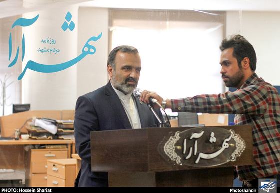 گزارش تصویری | بازدید استاندار خراسان رضوی از روزنامه شهرآرا |عکس: حسین شریعت / شهرآرا