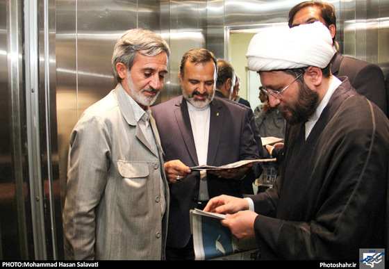 گزارش تصویری | بازدید استاندار خراسان رضوی از روزنامه شهرآرا |عکس: محمد حسن صلواتی / شهرآرا