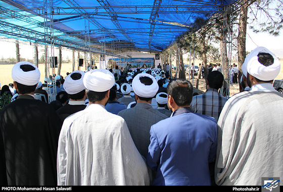 گزارش تصویری | مراسم کلنگ زنی مدرسه علمیه ثامن الحجج(ع) | عکس : محد حسن صلواتی / شهرآرا