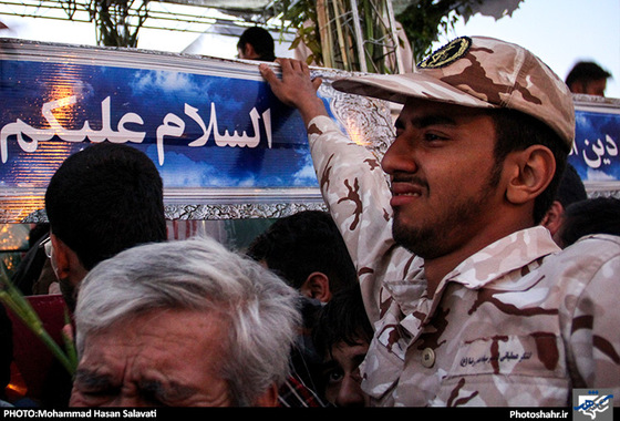گزارش تصویری |  استقبال از 13 شهید گمنام خط شکن در مشهد | عکس:محمد حسن صلواتی / شهرآرا