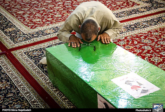 گزارش تصویری | تشییع شهید مدافع حرم موسی علیزاده در مشهد | عکس : نیما نجف زاده / شهرآرا