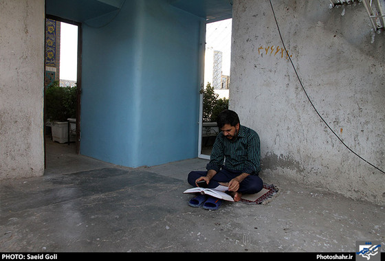 گزارش تصویری  | مراسم معنوی دعای عرفه در حرم رضوی | عکس : سعید گلی /شهرآرا