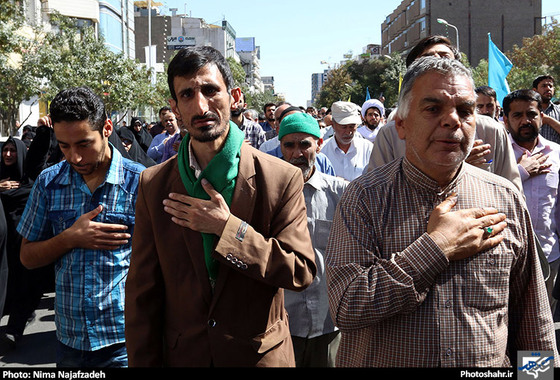 گزارش تصویری | راهپیمایی نمازگزاران مشهدی در محکومیت آل سعود و فاجعه ی خونین منا | عکس: نیما نجف زاده /شهرآرا