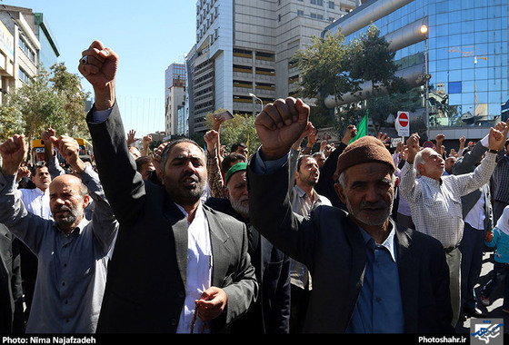 گزارش تصویری | راهپیمایی نمازگزاران مشهدی در محکومیت آل سعود و فاجعه ی خونین منا | عکس: نیما نجف زاده /شهرآرا