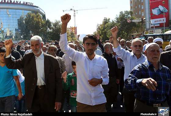 گزارش تصویری | راهپیمایی نمازگزاران مشهدی در محکومیت آل سعود و فاجعه ی خونین منا | عکس: نیما نجف زاده /شهرآرا