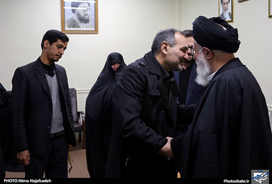 دیدار خانواده های شهید همدانی،تهرانی مقدم و احمدی روشن با امام جمعه مشهد