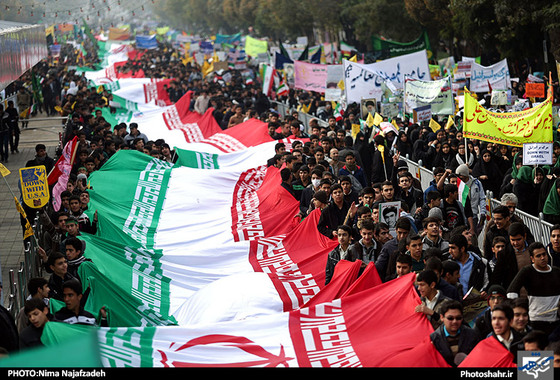 گزارش تصویری | راهپیمایی روز 13 آبان در مشهد | عکس : نیما نجف زاده /شهرآرا