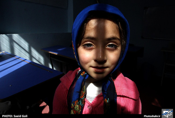 گزارش تصویری | غربالگری پزشکی کودکان حاشیه شهر مشهد توسط دانشجویان پزشکی | عکس : سعید گلی /شهرآرا