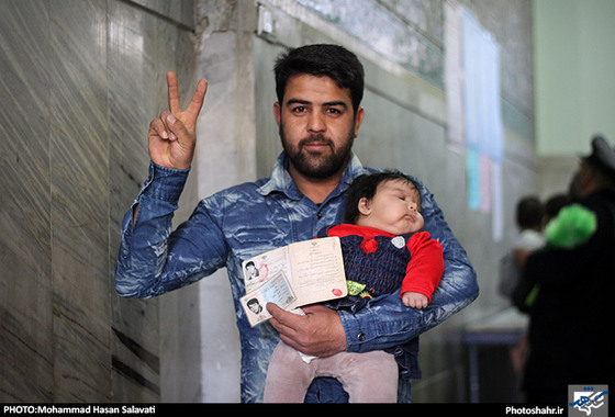 گزارش تصویری | حماسه حضور،انتخابات هفت اسفند در مشهد | عکس : محمد حسن صلواتی / شهرآرا