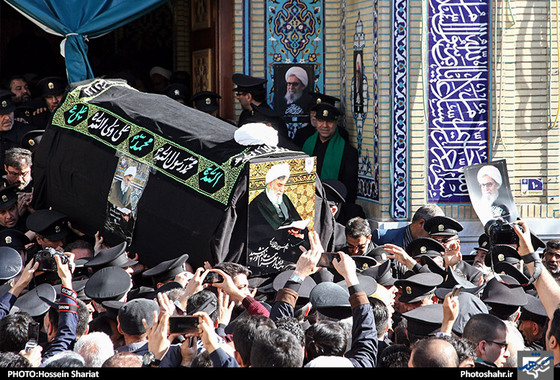 گزارش تصویری : تشییع پیکر آیت الله واعظ طبسی | عکس : حسین شریعت  /شهرآرا