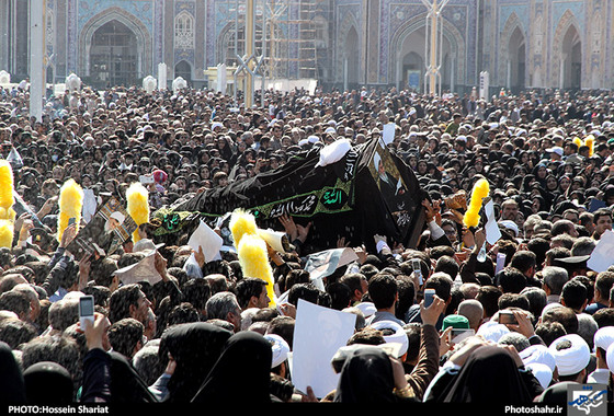 گزارش تصویری : تشییع پیکر آیت الله واعظ طبسی | عکس : حسین شریعت  /شهرآرا