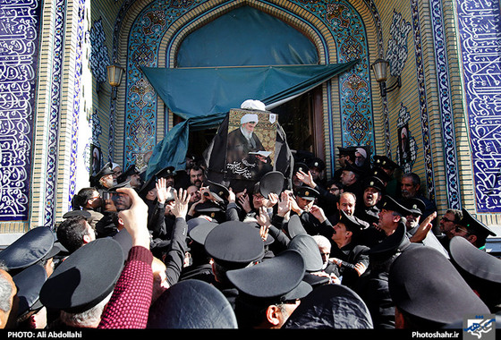 گزارش تصویری : تشییع پیکر آیت الله واعظ طبسی | عکس : علی عبداللهی /شهرآرا