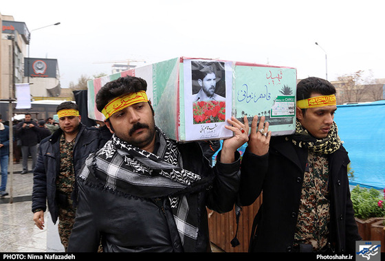 گزارش تصویری | اجتماع عظیم عزاداران فاطمی و تشییع شهدای دفاع مقدس در مشهد | عکس : نیما نجف زاده/شهرآرا 