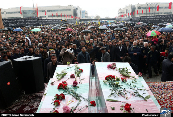 گزارش تصویری | اجتماع عظیم عزاداران فاطمی و تشییع شهدای دفاع مقدس در مشهد | عکس : نیما نجف زاده/شهرآرا 