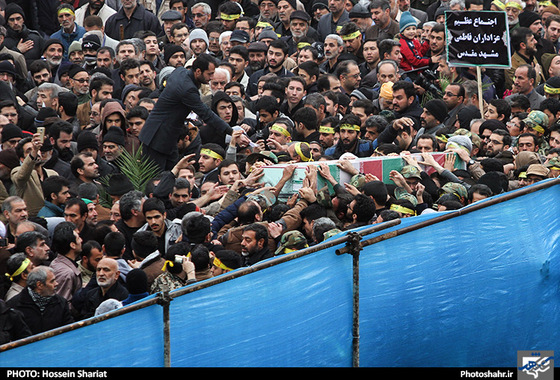 گزارش تصویری | اجتماع عظیم عزاداران فاطمی و تشییع شهدای دفاع مقدس در مشهد | عکس : حسین شریعت /شهرآرا 